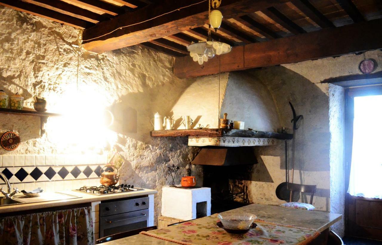 Casa Portone Paola Βίλα Campiglia dʼOrcia Εξωτερικό φωτογραφία